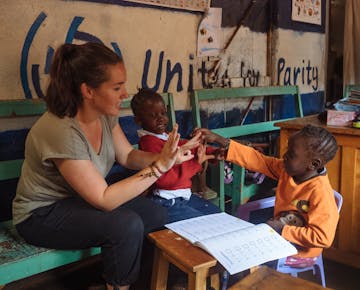 IVHQ Special Needs volunteer in Kenya with IVHQ